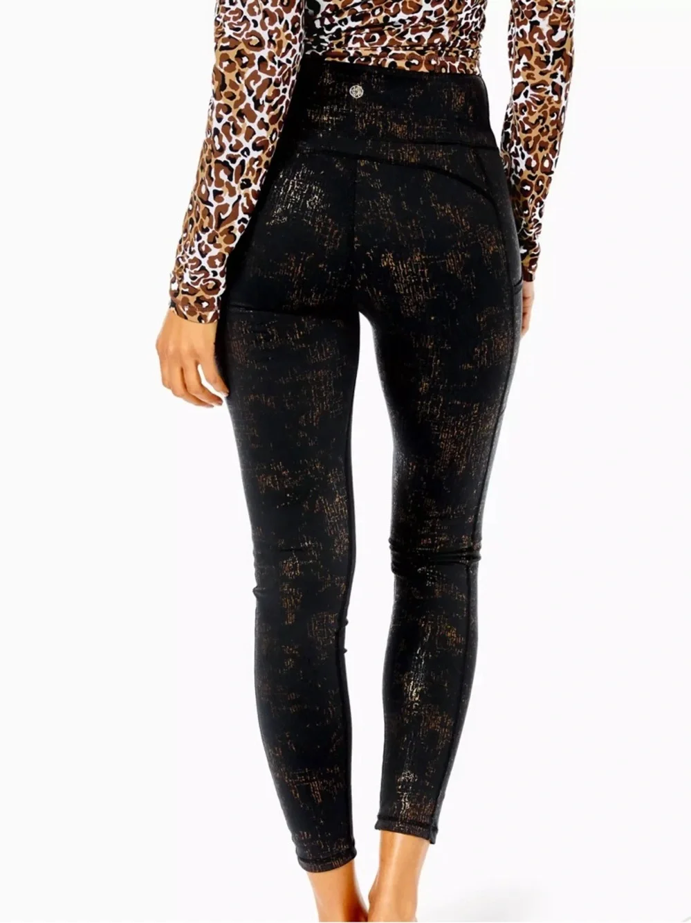 Lilly Pulitzer Luxletic Weekender High Rise Legging Multi Time To Tiki Foil Sz S